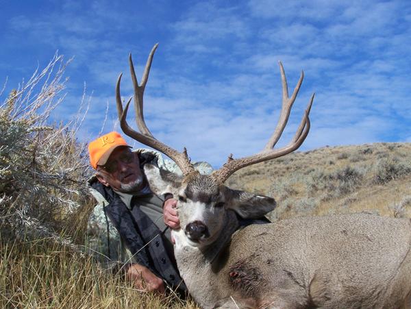 Grizzly Outfitters - Wyoming and Montana Trophy Mule Deer and Antelope ...